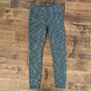 Athleta heather gray leggings with side pockets!